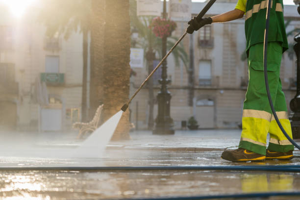 Best Garage Pressure Washing  in Jackson, MN